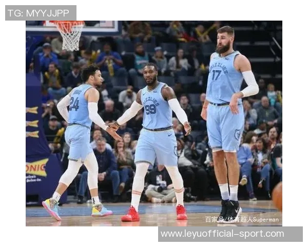 外线双星闪耀狄龙三分全中阿伦稳健发挥助力球队上半场表现